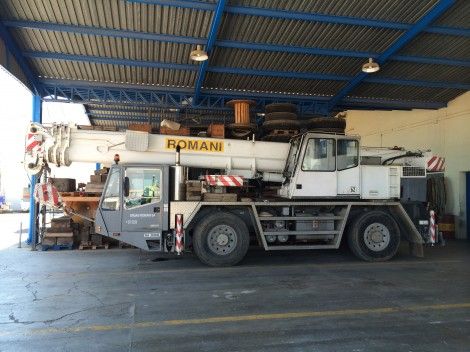 Demag AC-95